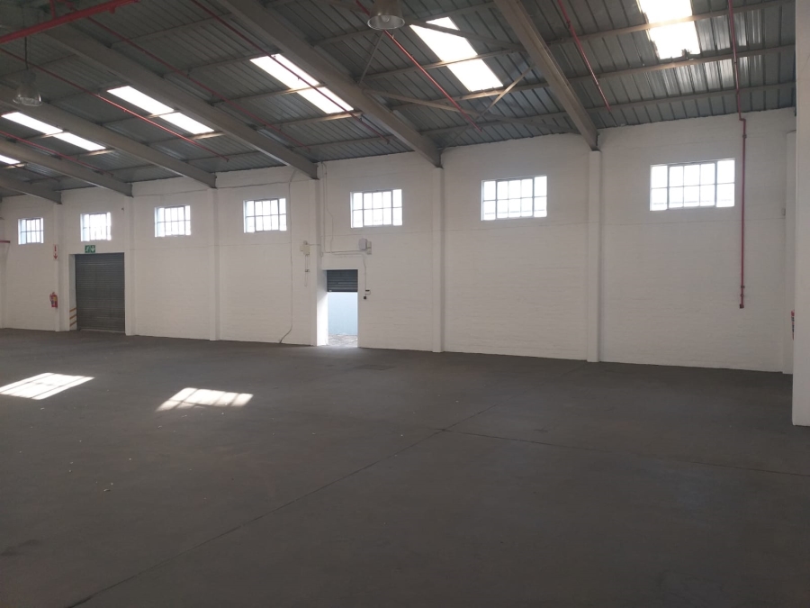 To Let Commercial Property for Rent in Maitland Western Cape